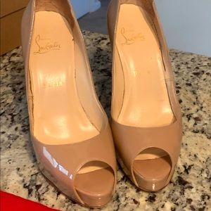 Christian Louboutin Very Prive Heels